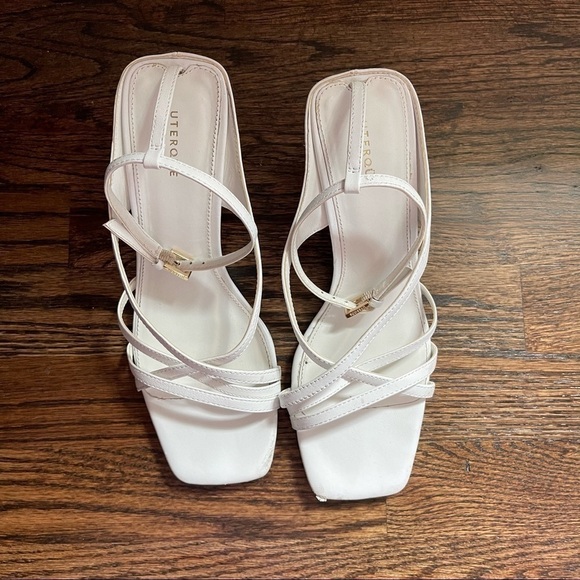 Uterque White Strappy Heels - Picture 1 of 7